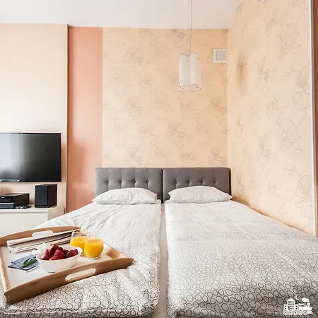 Apartment Plac Unii Studio By Sleepingcar *